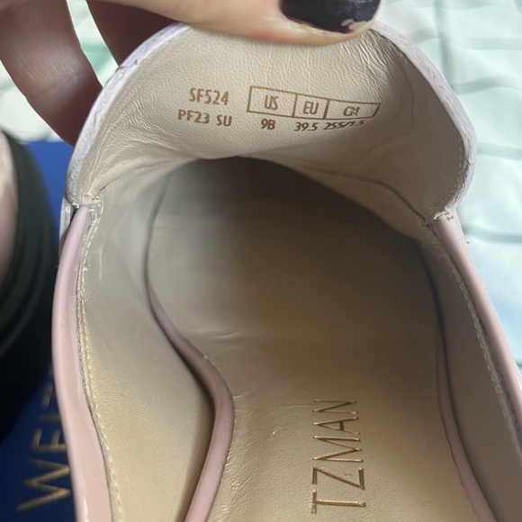 Stuart Weitzman Soho Mule - Picture 5 of 8